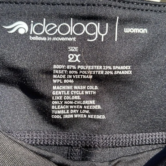 Black Ideology capri stretch leggings - Picture 3 of 4